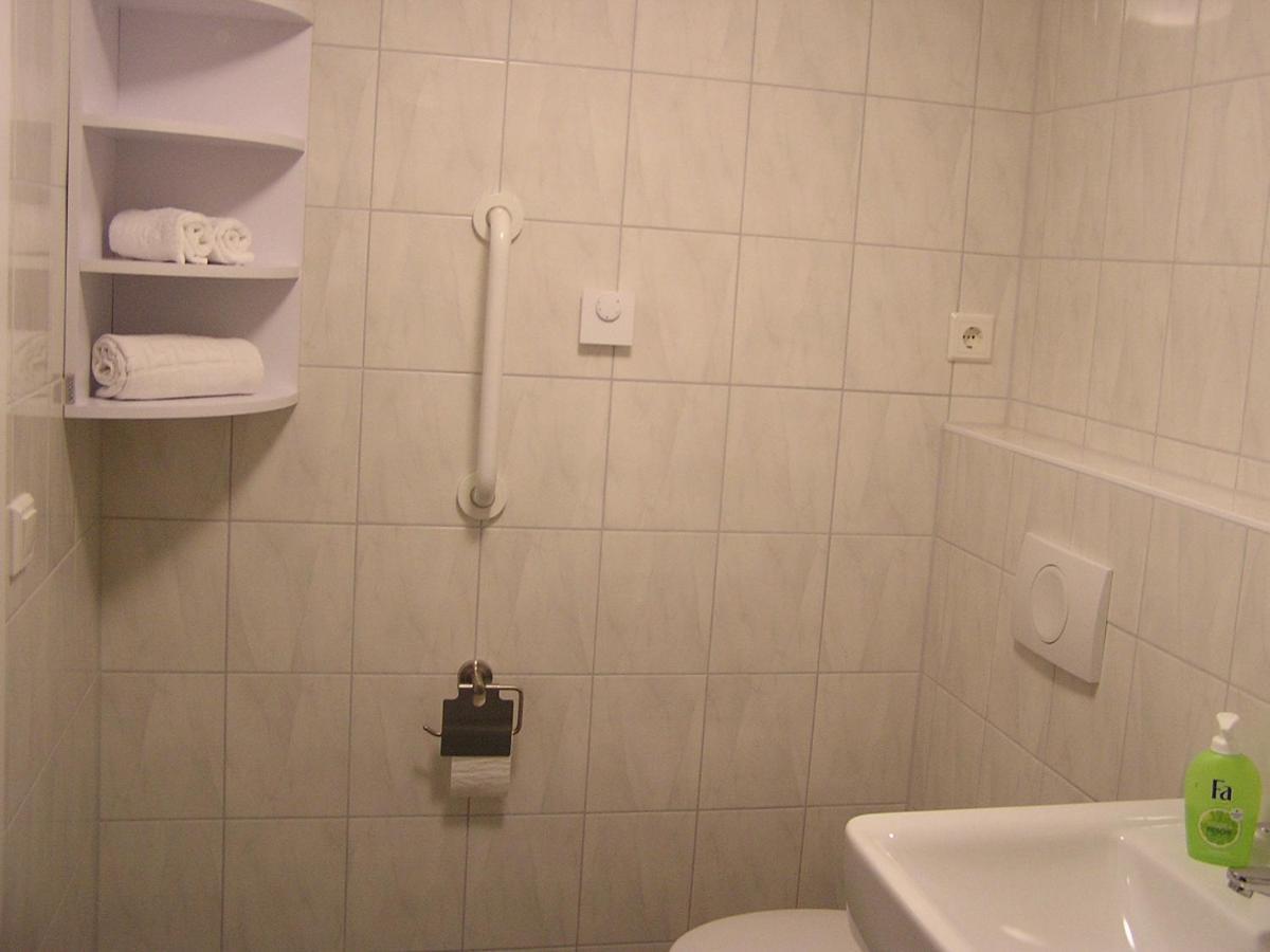 Haus Thomas II Apartment เนาม์บวร์ก ภายนอก รูปภาพ